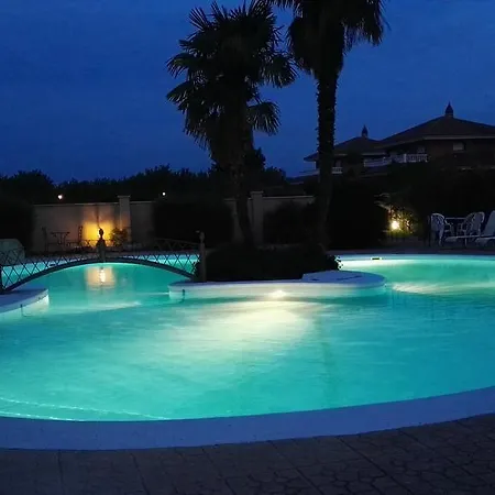 호텔 Casa Ceremines 3*