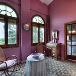Hotel Casa Ceremines