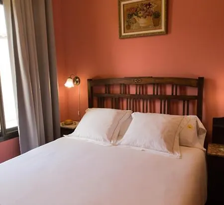 Casa Ceremines Hotel