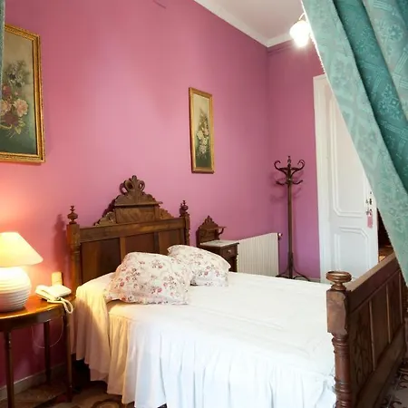 Casa Ceremines 3*