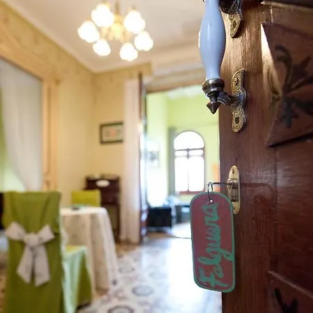 Casa Ceremines 3*